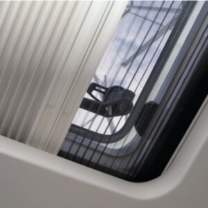 Pleated Screen x Lewmar 20W